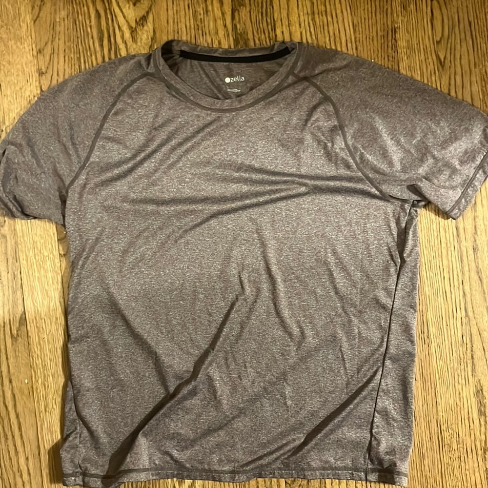Perfect for yoga or running. Good exercise shirt. Form fitting and wicks moistur